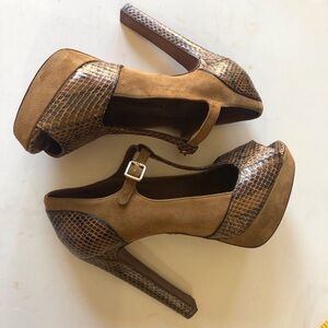 Tory Burch Snake Print Leather Suede Peep Toe Platform Heels Size 6M Browns